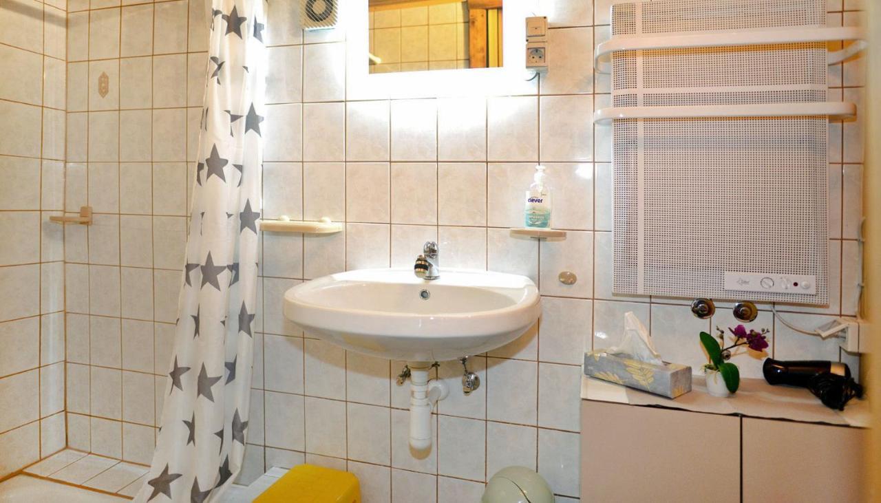 Schwammerlhuette Krispl Buitenkant foto